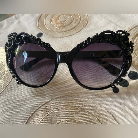 Killstar ✨ Enchantra 🌙 Gothic 🖤 Sunglasses - Picture 2 of 8